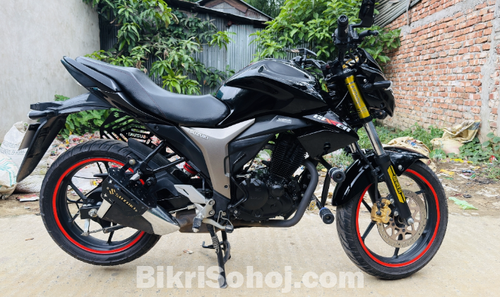 Sujuki Gixxer Monotone
